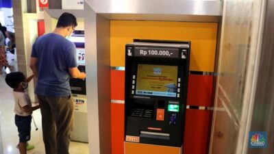 Jangan Khawatir, Ini Cara Mengatasi Kartu ATM yang Tertelan