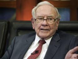 7 Kebiasaan yang Membuat Orang Sulit Menjadi Kaya Menurut Warren Buffet