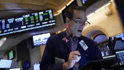 Investor Menunggu Data Pekerjaan AS, Wall Street Terbuka dengan Stagnasi