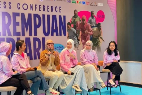 Dhini Aminarti Gaungkan Gerakan ‘Women Support Women’ di Perempuan Berlari 2026