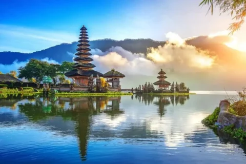 Mau Liburan Lebih Hemat? Raih Impian Jalan-Jalan dengan KUtamasya by.U: Panduan Lengkap Menuju Destinasi Impian