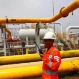 Tak Lagi Bertumpu pada Singapura, Indonesia Berburu Pasokan BBM Alternatif ke China dan India